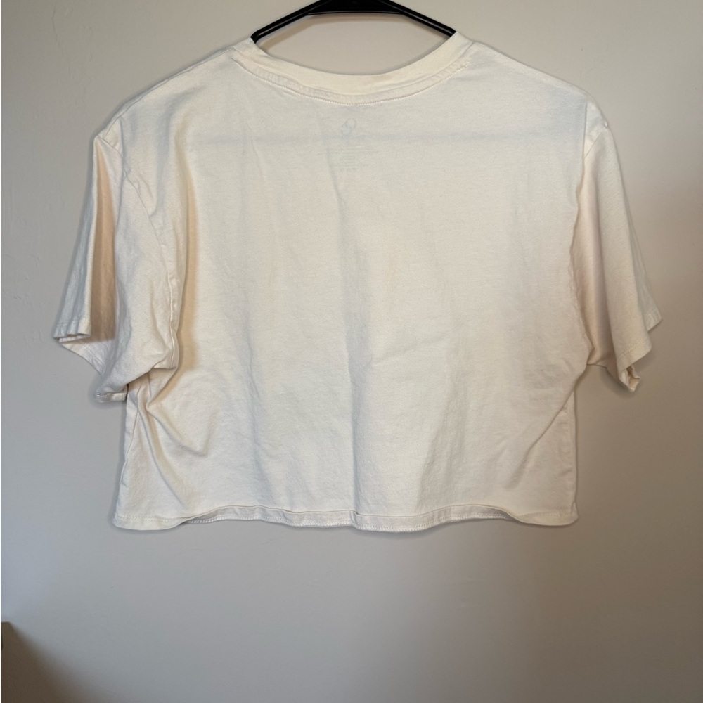 Howdy Graphic Crop Top - Picture 3 of 4